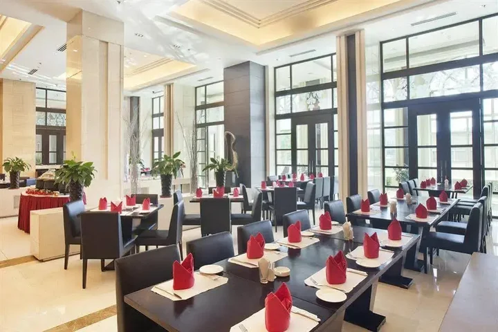 Муданьцзян: Hotel Suifenhe