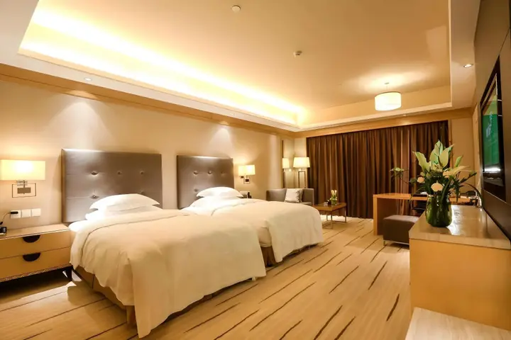 Иу: Yourworld International Conference Center