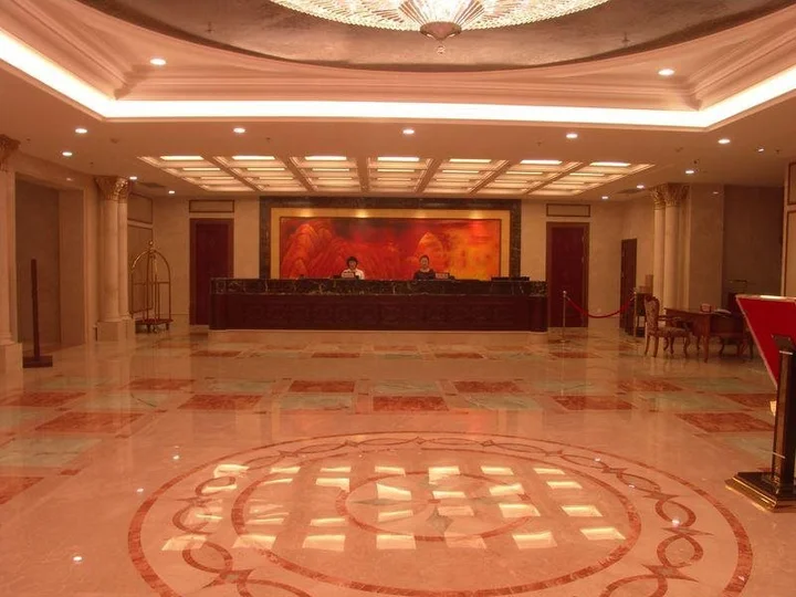 Далянь: Huaneng & Cyts Holiday