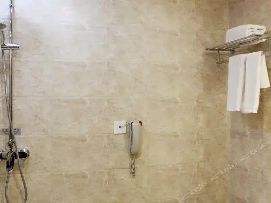Вэйхай: Weihai Electronic Hotel