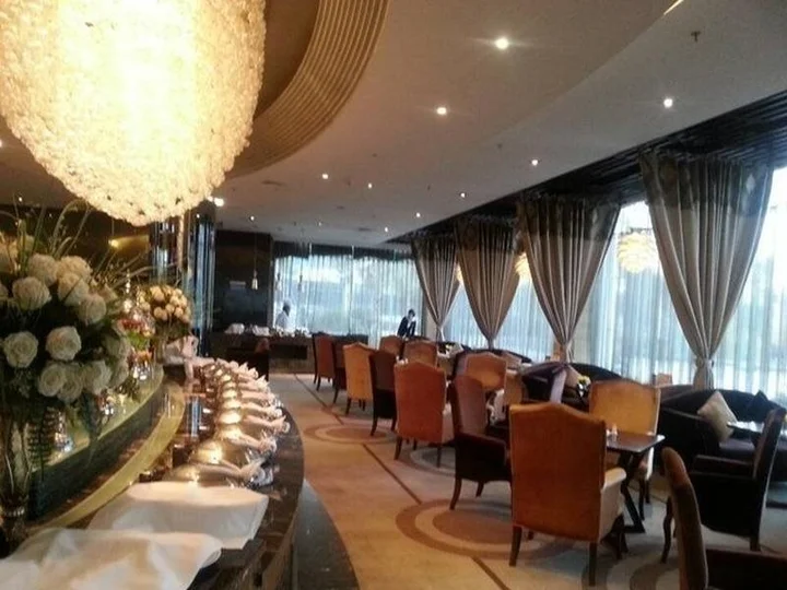 Чанша: 长沙晟通国际会议中心酒店