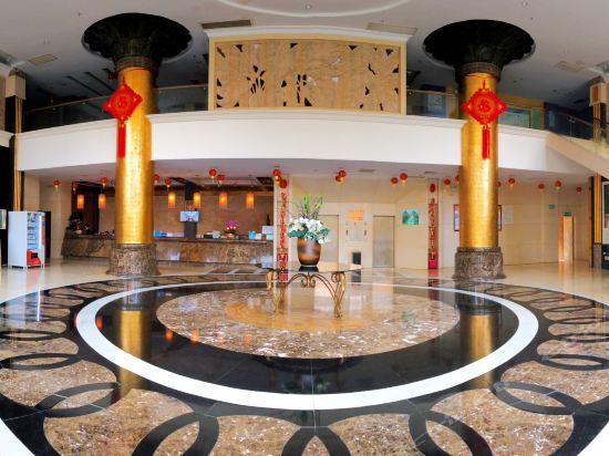 Cheerful Hotel — фото 1