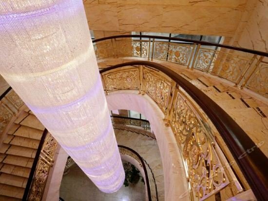 Шанграо: Jade Rainbow International Hotel