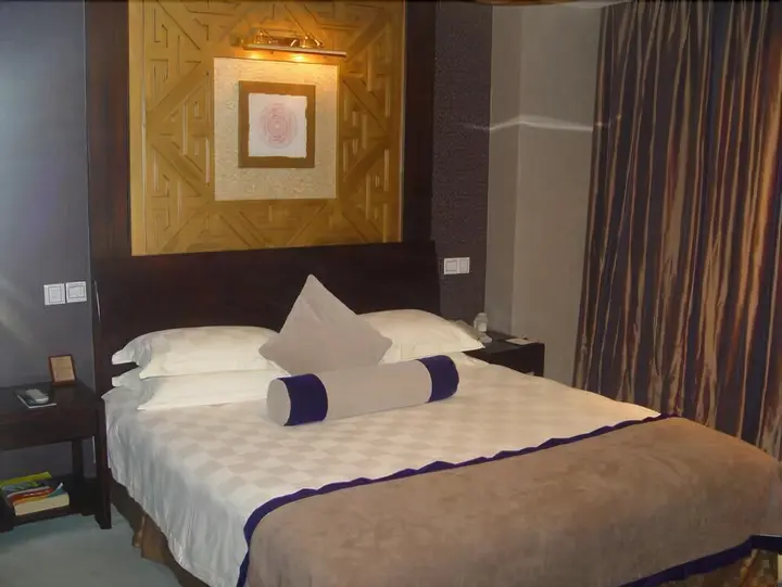 Ханчжоу: Hangzhou LongHill Hotel