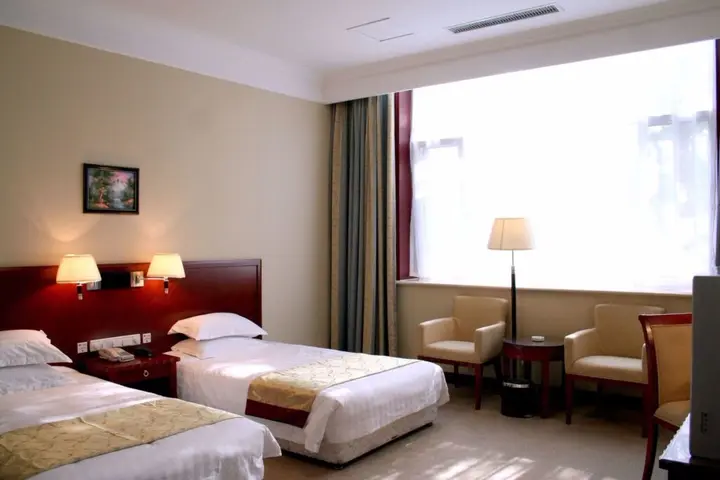 Тунляо: Liaoning Friendship Hotel