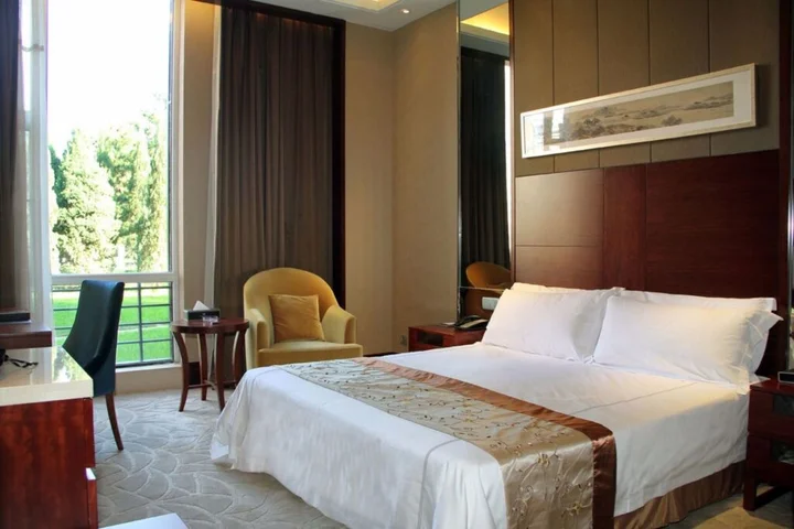 Тунляо: Liaoning Friendship Hotel