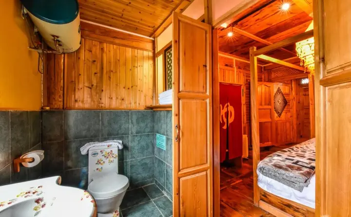 Шангри-Ла: Kersangs Relay Station Hotel