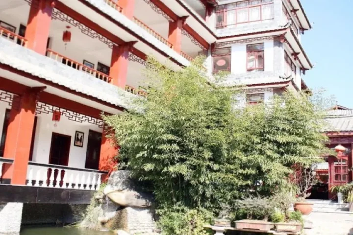 Лицзян: Lijiang Jinhong Villa