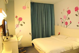 Сямынь: Xiamen For You Theme Hotel
