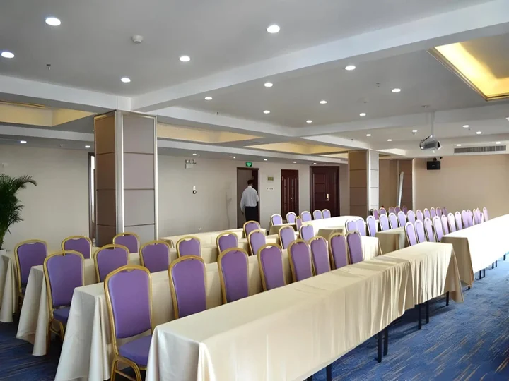 Гуйлинь: Vienna Hotel Guilin Qixing Road Branch