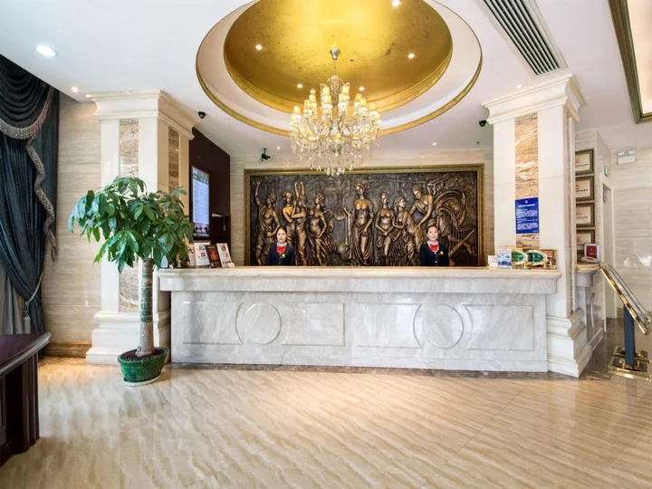 Гуйлинь: Vienna Hotel Guilin Qixing Road Branch