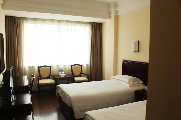 Наньтун: Wenfeng Star Hotel