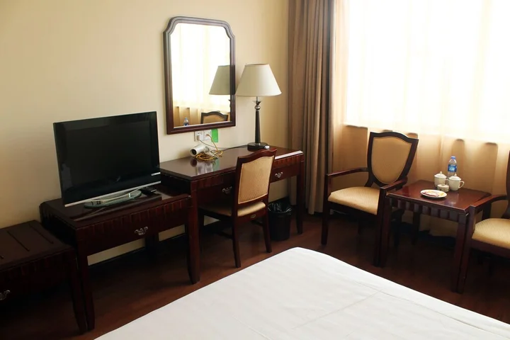 Наньтун: Wenfeng Star Hotel