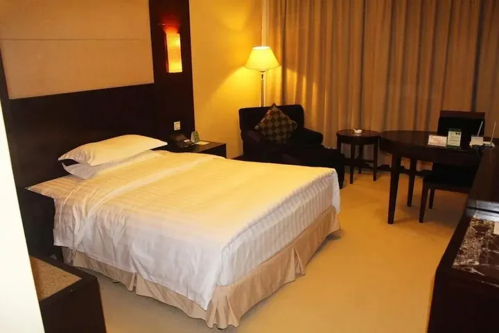 Наньтун: Wenfeng Star Hotel