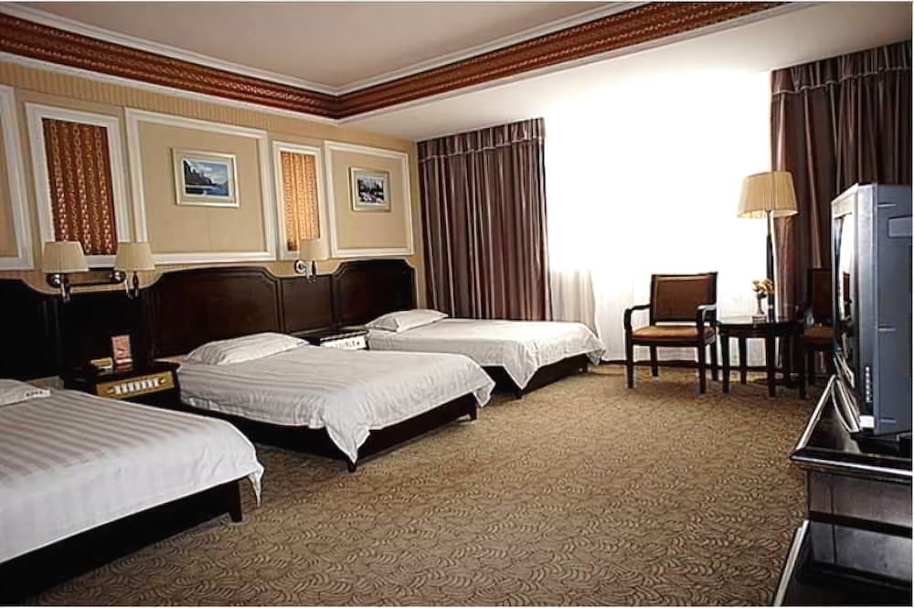 Гуйлинь: Education Hotel Guilin