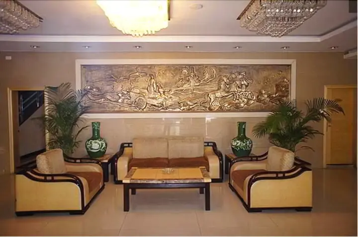 Гуйлинь: Education Hotel Guilin