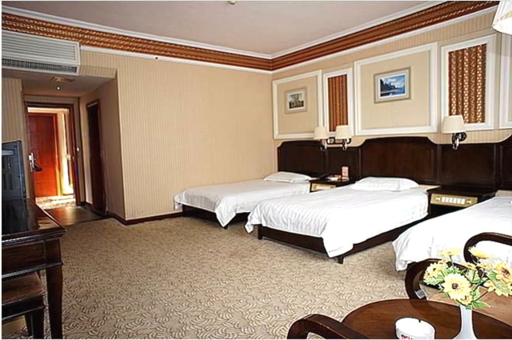 Гуйлинь: Education Hotel Guilin
