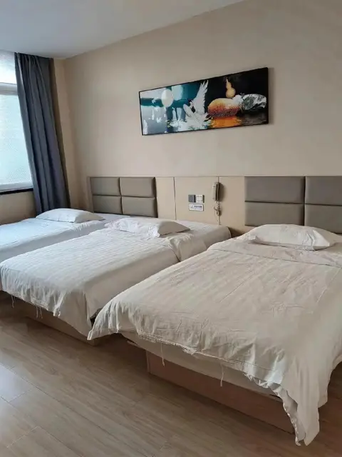 Циндао: Super 8 Hotel Qingdao Golden Beach Changjiang Road