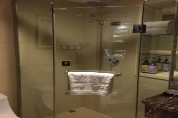 Чунцин: Xiushan Jinou Hotel