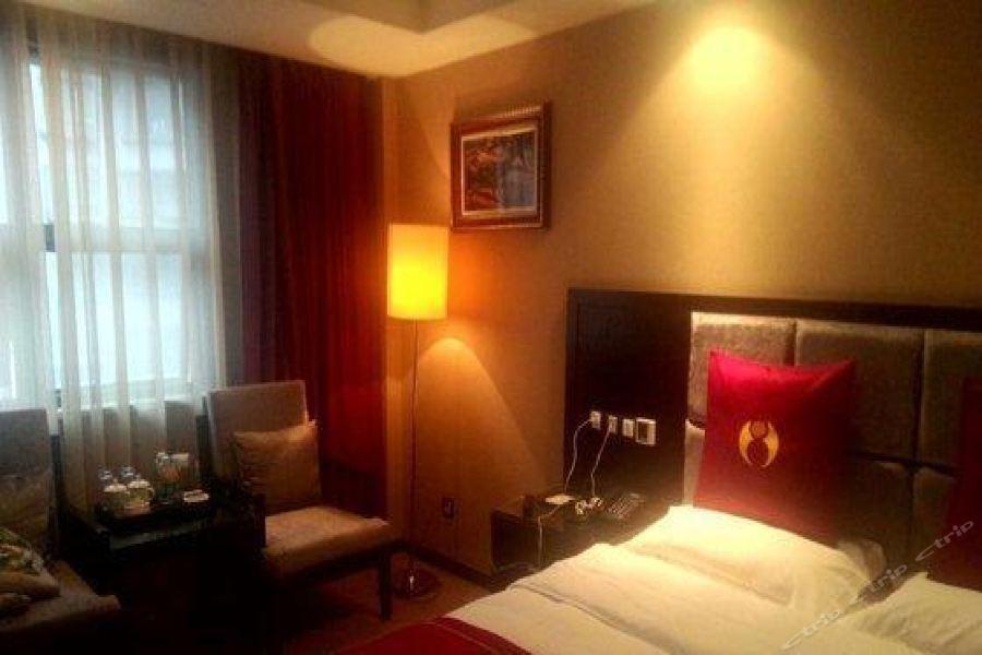Чунцин: Xiushan Jinou Hotel