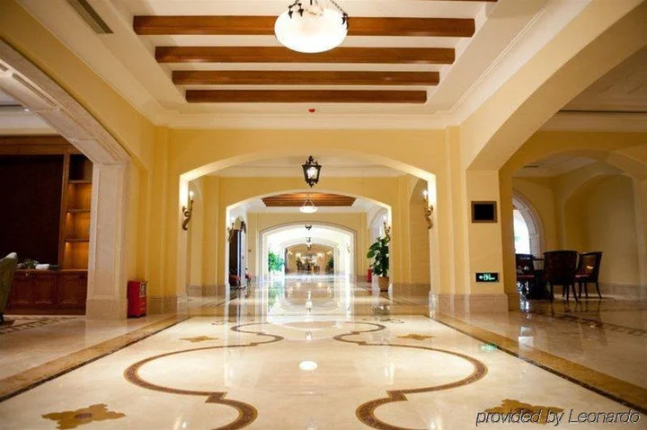 Цзиньюань: MayLand Resort