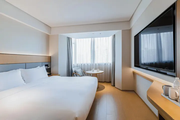 Шанхай: Ji Hotel (Shanghai Lujiabang Road Metro Station)