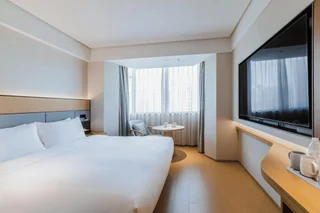 Шанхай: Ji Hotel (Shanghai Lujiabang Road Metro Station)