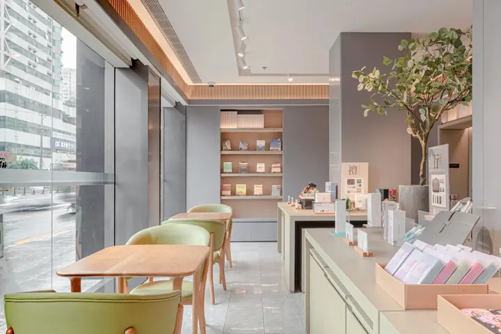 Шанхай: Ji Hotel (Shanghai Lujiabang Road Metro Station)