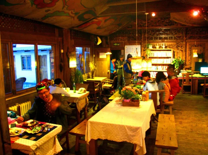 Шангри-Ла: Lao Shay Youth Hostel Shangri-la