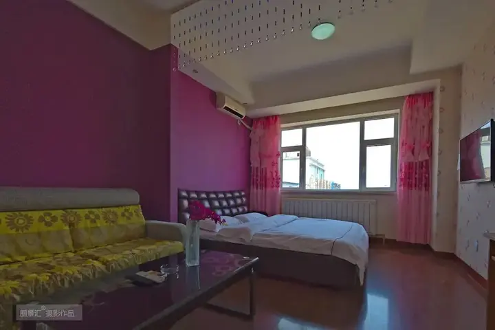 Шэньян: 72 Apartment (Shenyang Yishijie Furniture Building A)