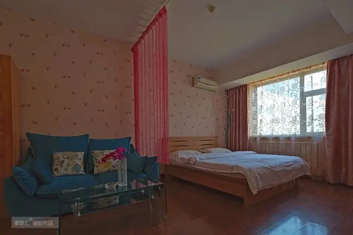 Шэньян: 72 Apartment (Shenyang Yishijie Furniture Building A)