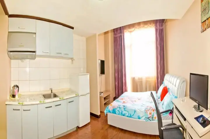 Шэньян: 72 Apartment (Shenyang Yishijie Furniture Building A)