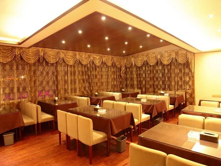 Куньмин: Kunming Hongxu Holiday Express Hotel