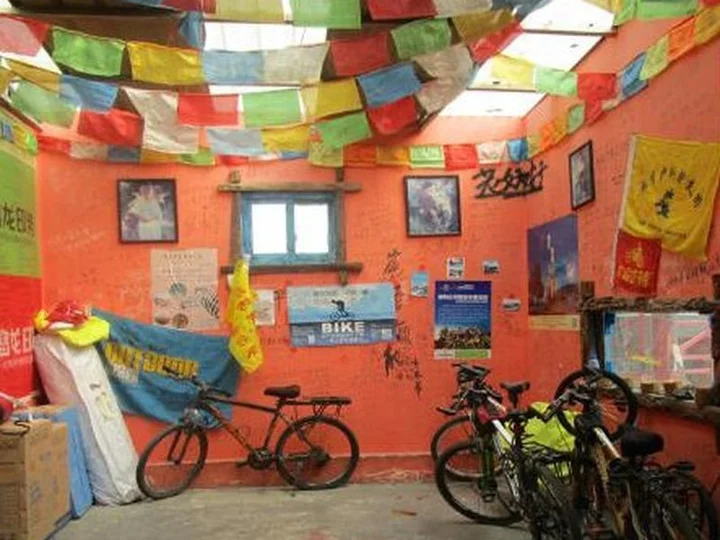 Кандин: Dengba Hostel Kangding Branch