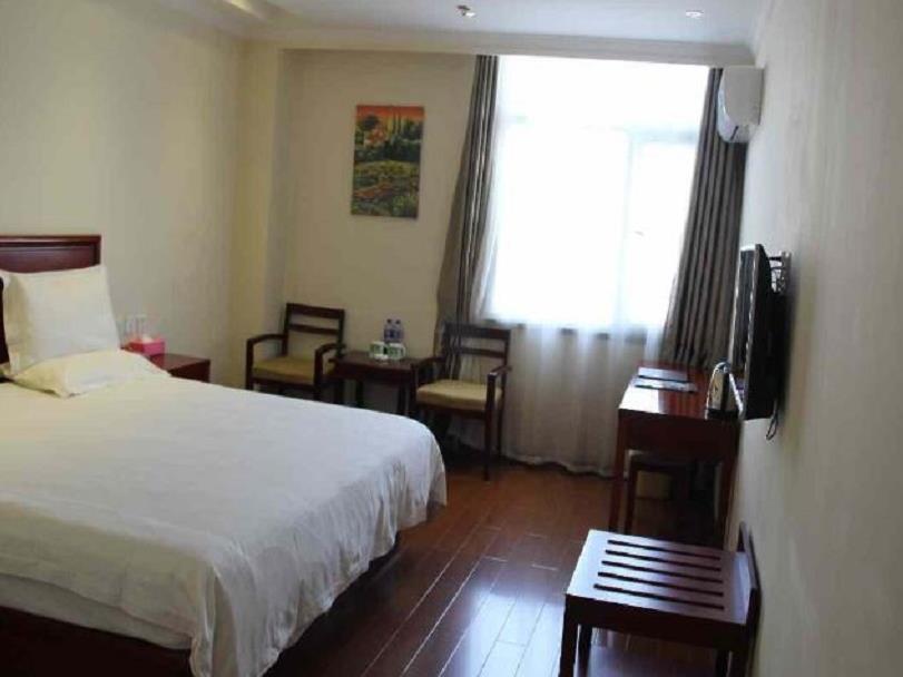 Чжанцзякоу: GreenTree Inn Zhangjiakou Zhangbei Zhongdu Caoyuan Business Hotel
