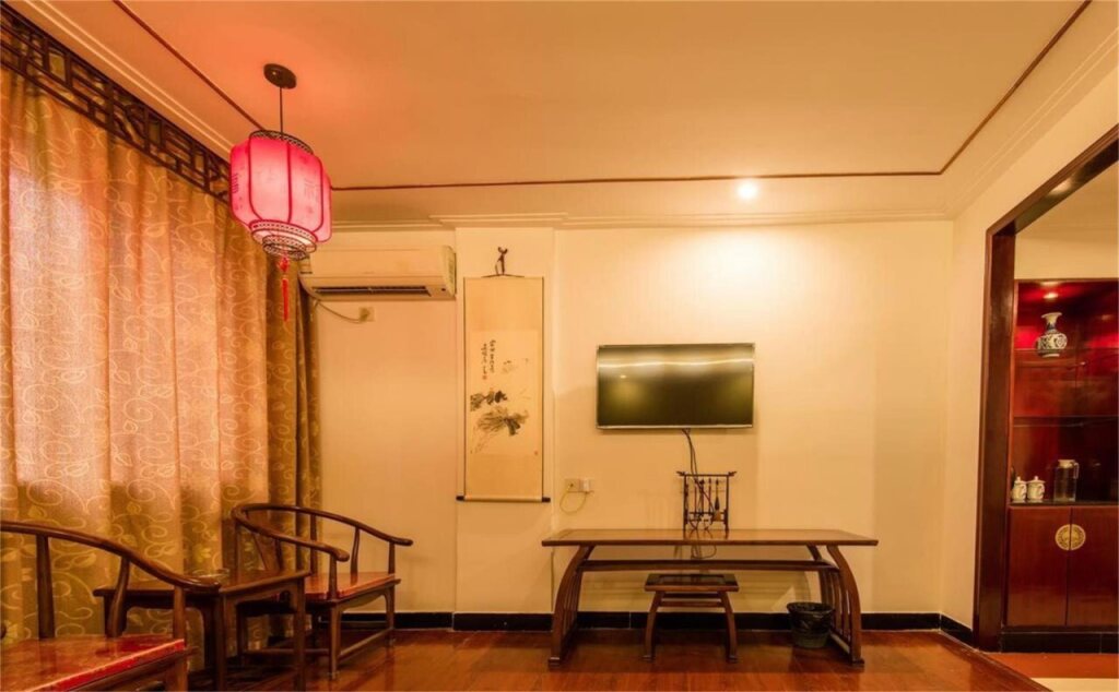 Иу: Yiwu Jinyao Hotel