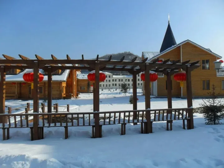 Харбин: Yabuli Guandong Film City Hotel