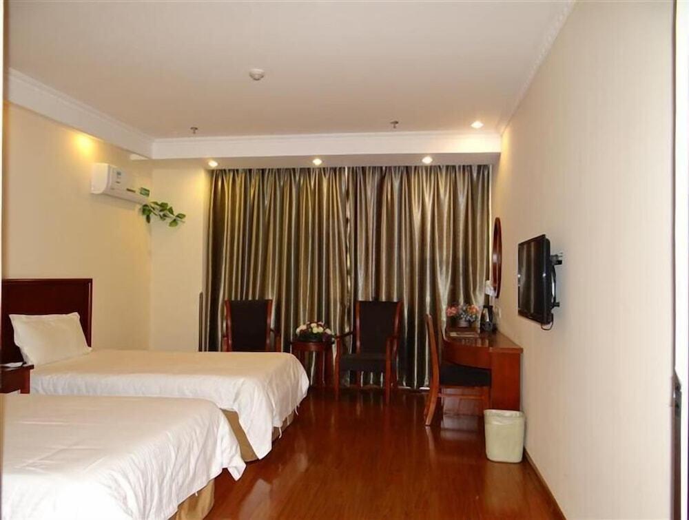 Хэфэй: GreenTree Inn Hefei Yakun Plaza Branch