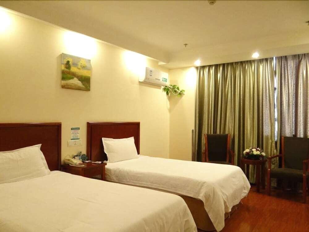 Хэфэй: GreenTree Inn Hefei Yakun Plaza Branch