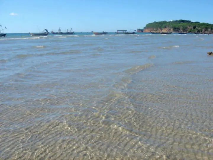 Бэйхай: Beihai Weizhou Island Wanjiadenghuo Inn