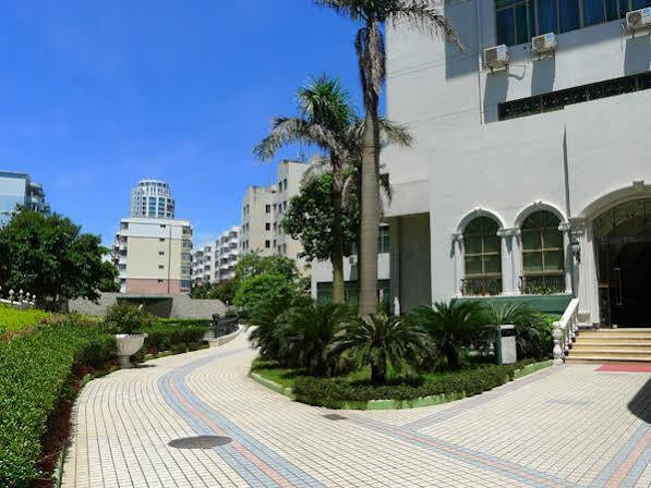 Бэйхай: Beihai Holiday Xinganxian Apartment Railway Station Branch