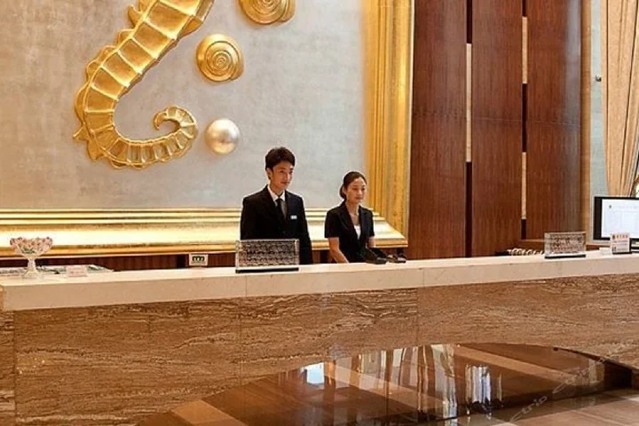 Нинбо: Ningbo East Shipu Hotel