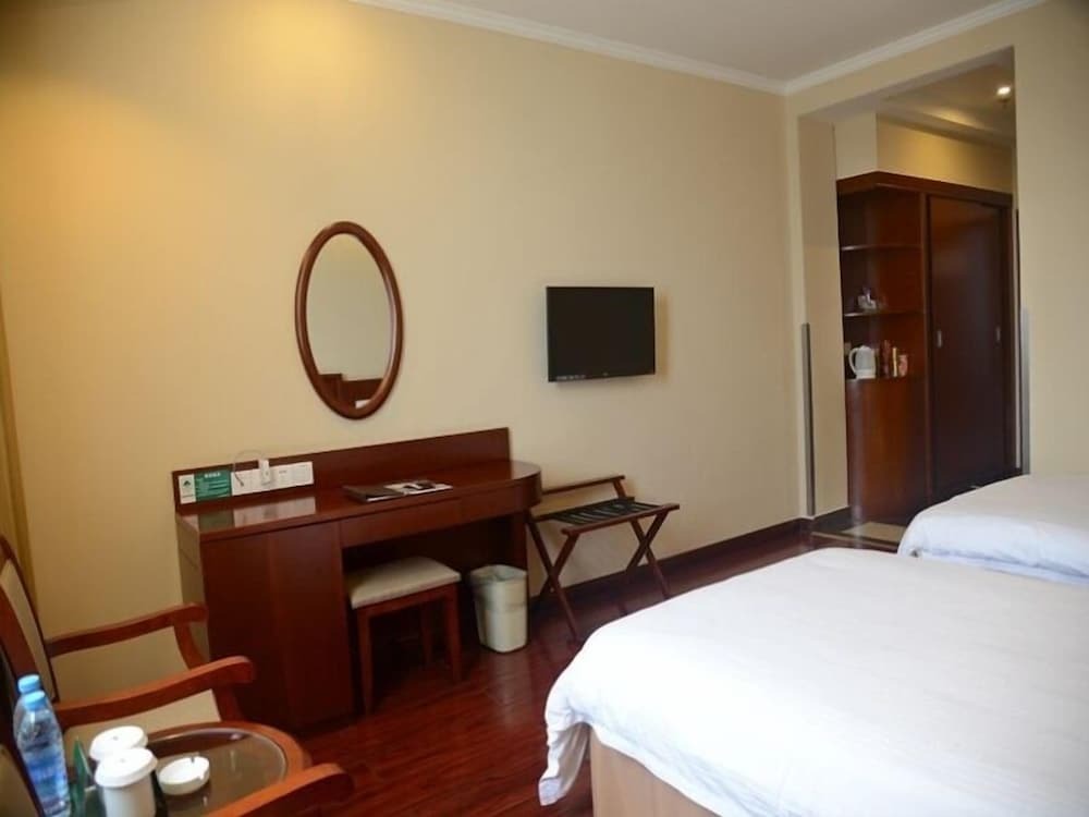 Хуаншань: GreenTree Inn Huangshan Tunxi Old Street Business Hotel