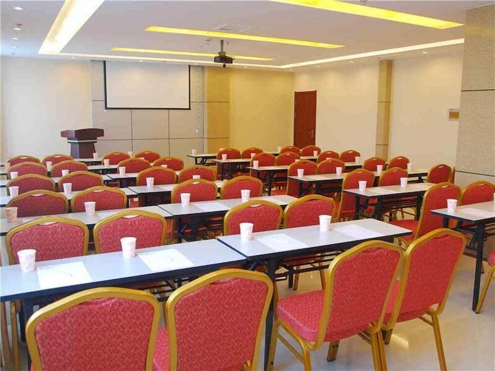 Хуаншань: GreenTree Inn Huangshan Tunxi Old Street Business Hotel
