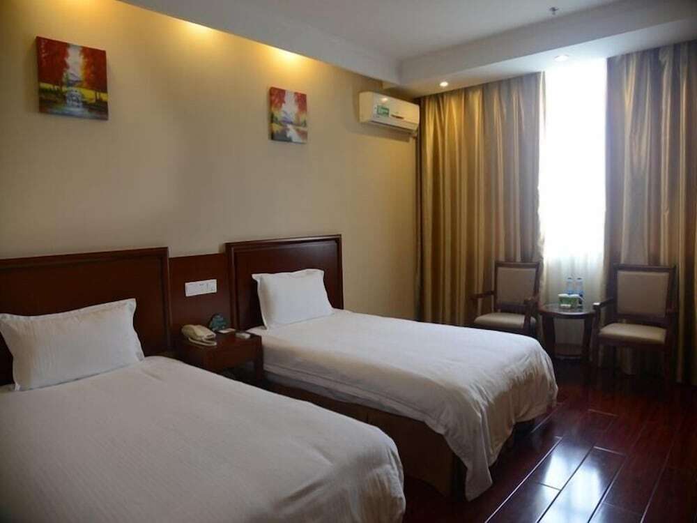Хуаншань: GreenTree Inn Huangshan Tunxi Old Street Business Hotel