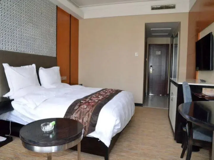 Куньмин: Lian Yun Hotel