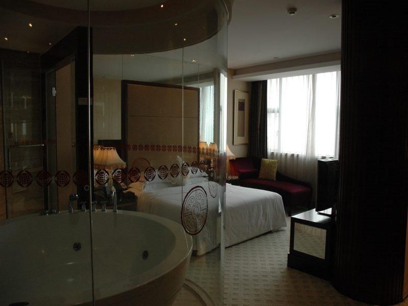Фошань: Centenio International Hotel Foshan
