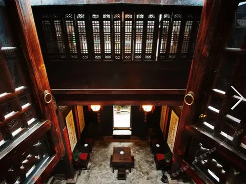 Хуаншань: Hongcun Shu Li Tang Clubhouse