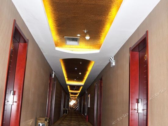 Баоцзи: 宝鸡美景商务酒店