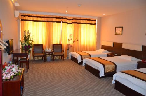 Шиянь: Wudangshan Yinjie Holiday Inn